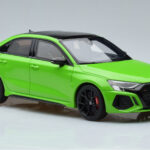 Audi RS3 8Y Sedan Verde GT Spirit 1:18 - image 4 of 6