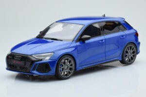 Audi RS3 8Y Sportback Performance Edition Nagaro Azul GT Spirit 1:18 GT884