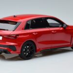 Audi RS3 8Y Sportback Vermelho GT Spirit 1:18 GT378 Resina - image 2 of 6