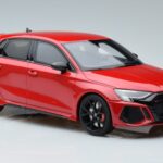 Audi RS3 8Y Sportback Vermelho GT Spirit 1:18 GT378 Resina - image 4 of 6