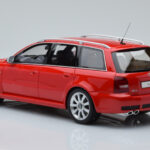 Audi RS4 B5 Avant Vermelho Otto 1:18 - image 5 of 6