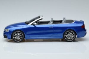 Audi RS5 B8 Cabriolet Azul GT Spirit 1:18 ZM053 Resina - imagem 3 de 6