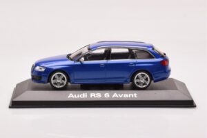 Audi RS6 C6 Sepang Azul Minichamps 1:43 5010710223
