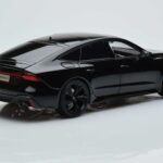 Audi RS7 C8 Sportback Escuro Kengfai 1:18 VAKF 0331 Resina - image 3 of 7