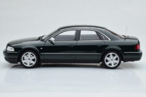 Audi S8 D2 Verde Otto 1:18 OT916 Resina - imagem 3 de 6