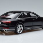 Audi S8 D5 Mythos Preto Asia Edition GT Spirit 1:18 CLDC019 Resina - image 2 of 6