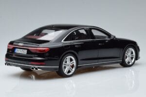 Audi S8 D5 Mythos Preto Asia Edition GT Spirit 1:18 CLDC019 Resina - imagem 2 de 6