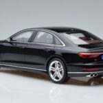 Audi S8 D5 Mythos Preto Asia Edition GT Spirit 1:18 CLDC019 Resina - image 5 of 6