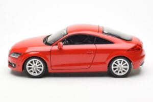 Audi TT 8J Vermelho Metálico Minichamps 1:18 100015021 Metal - imagem 4 de 8