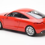 Audi TT 8J Vermelho Metálico Minichamps 1:18 - image 7 of 8