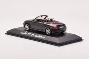 Audi TT 8N Roadster Cinzento Minichamps 1:43 430017235 Metal - imagem 3 de 4