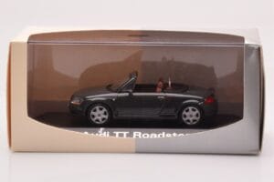 Audi TT 8N Roadster Cinzento Minichamps 1:43 430017235 Metal - imagem 4 de 4