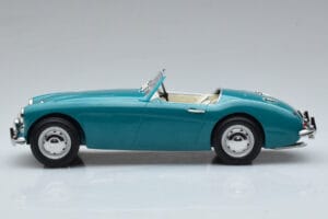 Austin-Healey 3000 Mk1 Roadster Norev 1:18 182600 Metal - imagem 3 de 6
