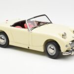 Austin-Healey Sprite Mk I Open Old English Branco Kyosho 1:18 08953EW - image 6 of 8