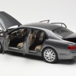 Bentley Flying Spur W12 Granite Cinzento Kyosho 1:18 08891GN - image 5 of 8