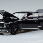 Bentley Mulsanne W.O. Edition By Mulliner Preto Almost Real 1:18 - image 2 of 11