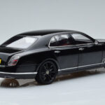 Bentley Mulsanne W.O. Edition By Mulliner Preto Almost Real 1:18 - image 3 of 11