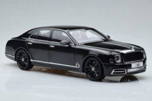 Bentley Mulsanne W.O. Edition By Mulliner Preto Almost Real 1:18 830508 Metal - imagem 6 de 11