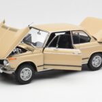 BMW 2002 Ti E10 Sahara Bege Kyosho 1:18 08541BG - image 2 of 8