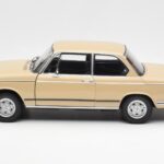 BMW 2002 Ti E10 Sahara Bege Kyosho 1:18 08541BG - image 4 of 8