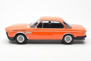 BMW 3.0 CS E9 Alpina B2 Inka Laranja Otto 1:18 OT214 Resina - imagem 3 de 6
