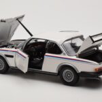 BMW 3.0 CSL E9 Branco Heritage Edition Minichamps 1:18 - image 5 of 8