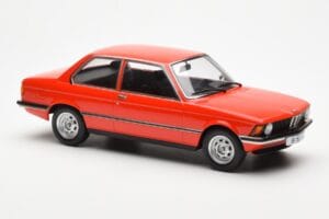 BMW 318 E21 Vermelho KK-Scale 1:18 KKDC180041 Metal - imagem 4 de 6