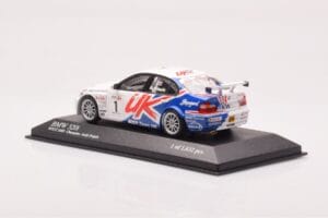 BMW 320si E90 BMW Team UK #1 A. Priaulx WTCC Porto Winner 2007 Minichamps 1:43 400072601 Metal - imagem 3 de 4