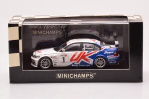 BMW 320si E90 BMW Team UK #1 A. Priaulx WTCC Porto Winner 2007 Minichamps 1:43 400072601 Metal - imagem 4 de 4