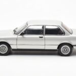 BMW 323i E21 Aspen Prata AUTOart 1:18 - image 4 of 8