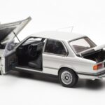 BMW 323i E21 Aspen Prata AUTOart 1:18 - image 5 of 8