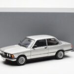 BMW 323i E21 Aspen Prata AUTOart 1:18 - image 8 of 8
