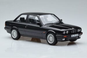 BMW 325i E30 Preto Norev 1:18 183203 Metal - imagem 4 de 6