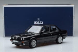 BMW 325i E30 Preto Norev 1:18 183203 Metal - imagem 6 de 6