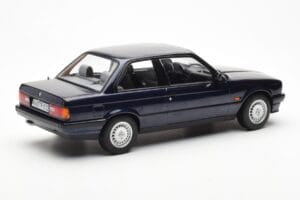 BMW 325i E30 Azul Metálico Norev 1:18 183201 Metal - imagem 2 de 6
