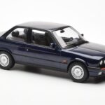 BMW 325i E30 Azul Metálico Norev 1:18 - image 4 of 6