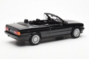 BMW 325i E30 Cabriolet Preto Metálico Norev 1:18 183211 Metal - imagem 2 de 6