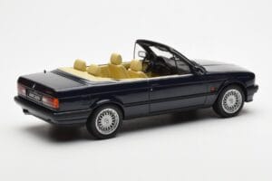BMW 325i E30 Cabriolet Azul Otto 1:18 OT114 Resina - imagem 2 de 6