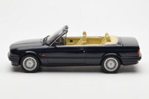 BMW 325i E30 Cabriolet Azul Otto 1:18 OT114 Resina - imagem 3 de 6