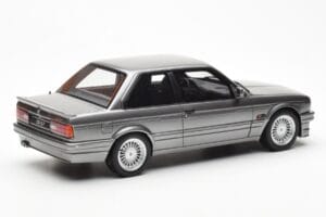 BMW 325i E30 Cinzento Metallic Otto 1:18 OT571 Resina - imagem 2 de 6