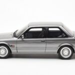BMW 325i E30 Cinzento Metallic Otto 1:18 - image 3 of 6