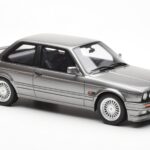 BMW 325i E30 Cinzento Metallic Otto 1:18 - image 4 of 6