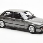 BMW 325i E30 Berlina Dolphin Cinzento Otto 1:18 - image 4 of 6