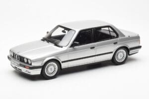 BMW 325i E30 Prata Otto 1:18 OT912