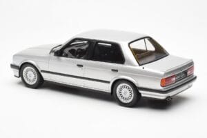 BMW 325i E30 Prata Otto 1:18 OT912 Resina - imagem 5 de 6