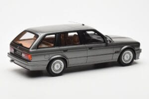 BMW 325i E30 Touring Cinzento Otto 1:18 OT929 Resina - imagem 2 de 6