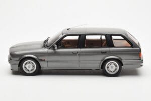 BMW 325i E30 Touring Cinzento Otto 1:18 OT929 Resina - imagem 3 de 6