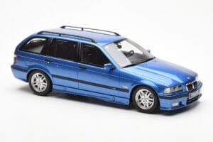 BMW 328i E36 Touring M Package Azul Otto 1:18 OT358 Resina - imagem 4 de 6