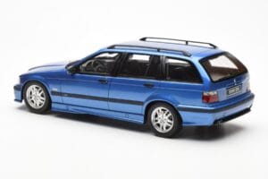 BMW 328i E36 Touring M Package Azul Otto 1:18 OT358 Resina - imagem 5 de 6