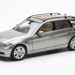 BMW 330i E91 Touring Cinzento Metallic Kyosho 1:18